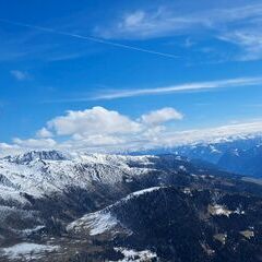 Flugwegposition um 08:42:22: Aufgenommen in der Nähe von Gemeinde Strassen, Strassen, Österreich in 2342 Meter